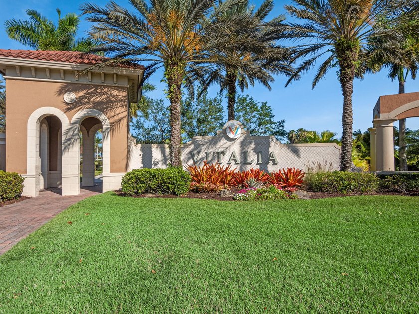 Step into a home designed to impress and built for unforgettable - photo 21