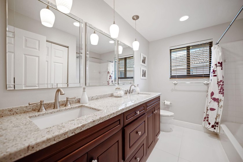A completely &amp; tastefully upgraded home on a culdesac does exist - photo 40