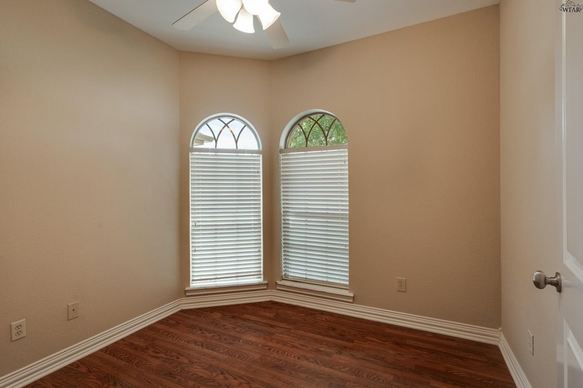 Beautifully designed home featuring freshly installed carpet - photo 21