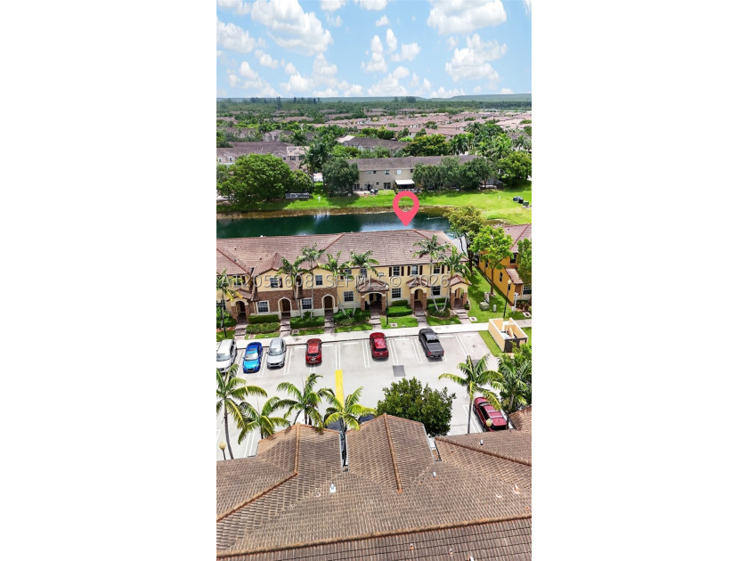 Welcome to this well maintained 2-bedroom, 2.5-bath townhouse in - photo 23