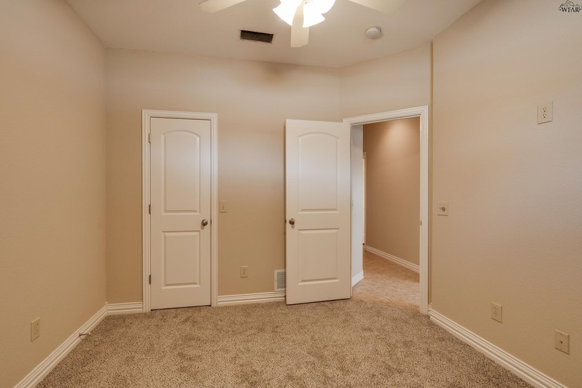 Beautifully designed home featuring freshly installed carpet - photo 24