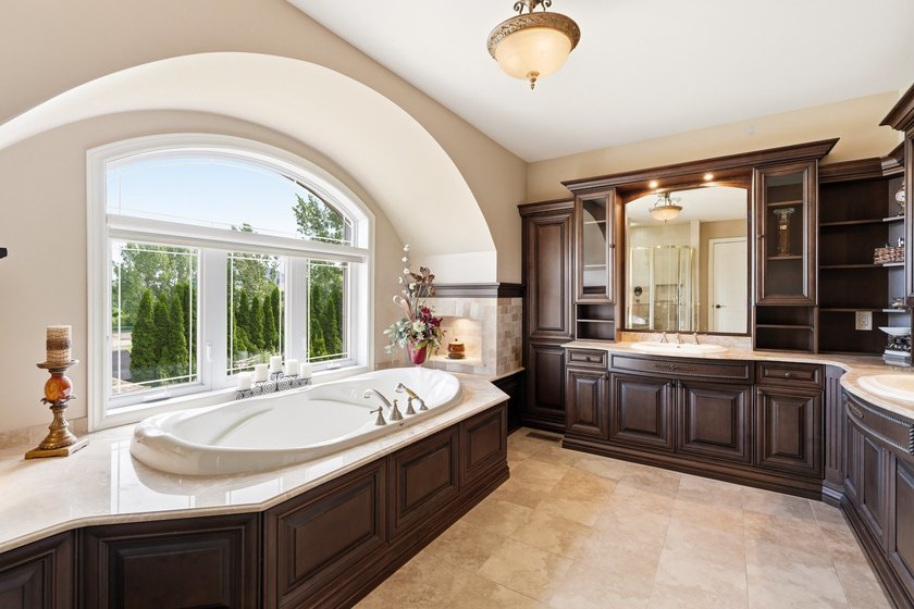 Open House this Sunday July 2nd from 2:00 to 4:00. Majestic - photo 36