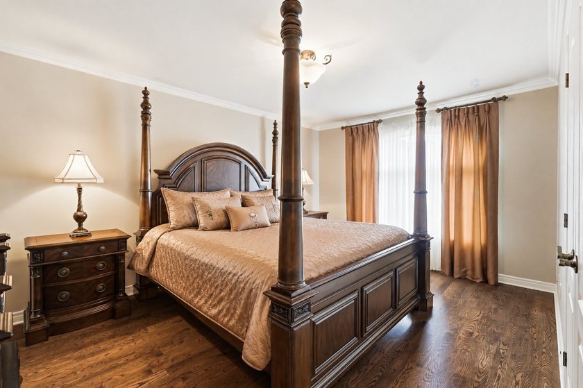 Open House this Sunday July 2nd from 2:00 to 4:00. Majestic - photo 40