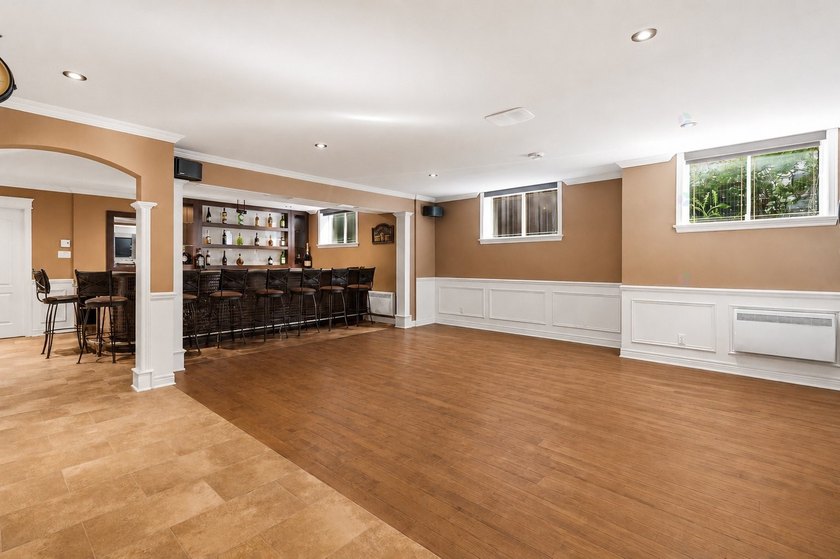 Open House this Sunday July 2nd from 2:00 to 4:00. Majestic - photo 45