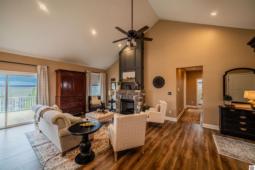 Kentucky Lake waterfront home with private boat dock and year - photo 8