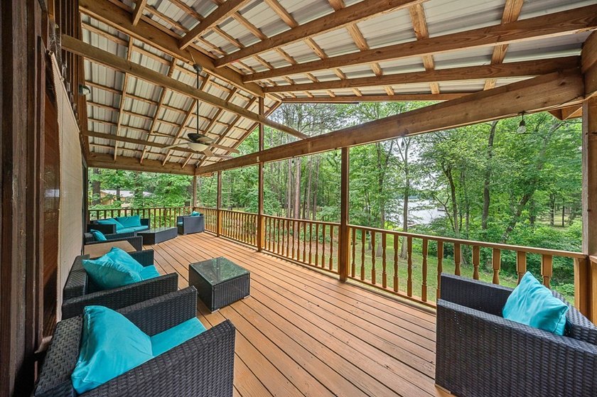 Escape to this charming 3-bedroom, 2-bath lake house nestled in - photo 14