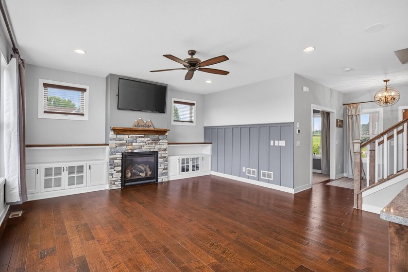 Welcome to 3350 Nugent Ave SW, a custom built 2016 home - photo 18
