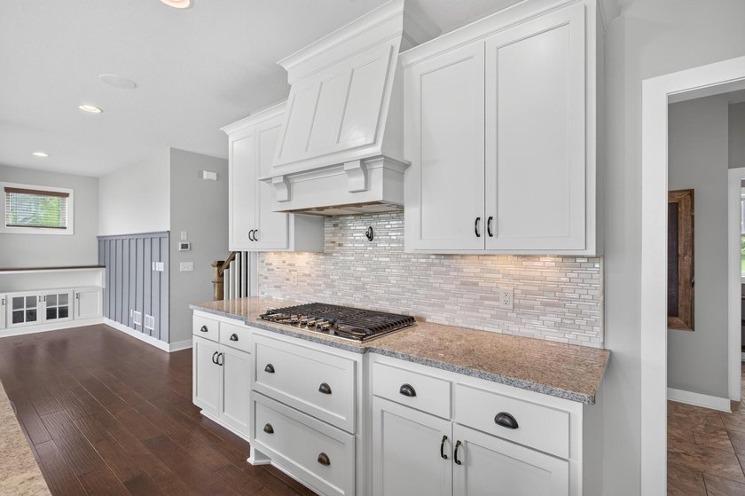 Welcome to 3350 Nugent Ave SW, a custom built 2016 home - photo 32
