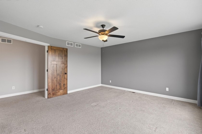 Welcome to 3350 Nugent Ave SW, a custom built 2016 home - photo 46