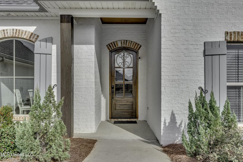 NEW PRICE!!! WELCOME TO 705 QUEENS CT. in the Gated Kensington - photo 10