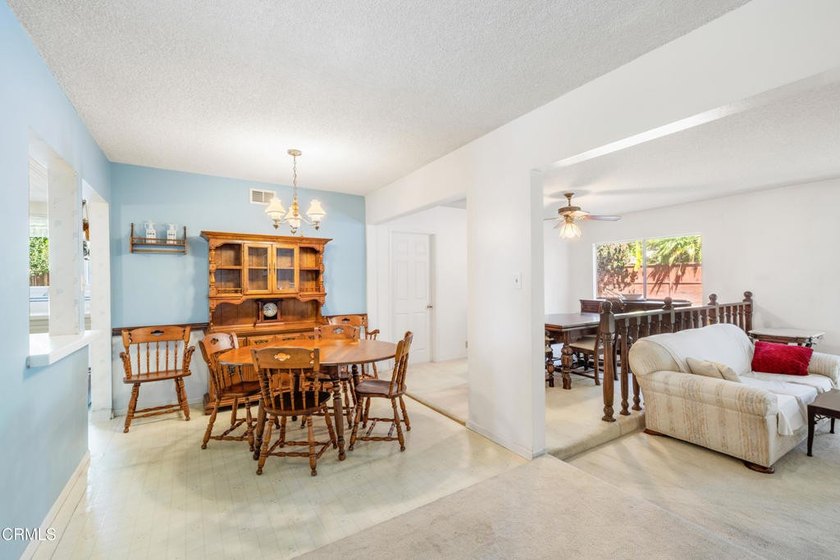 Opportunity awaits in this spacious Ventura home located in a - photo 9