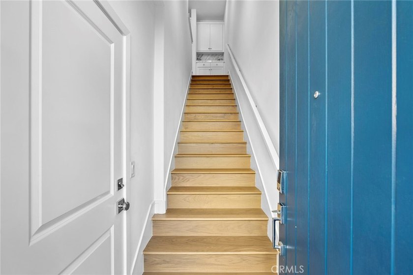 Welcome to 530 Bluegrass Way, a beautifully designed 1-bedroom - photo 3