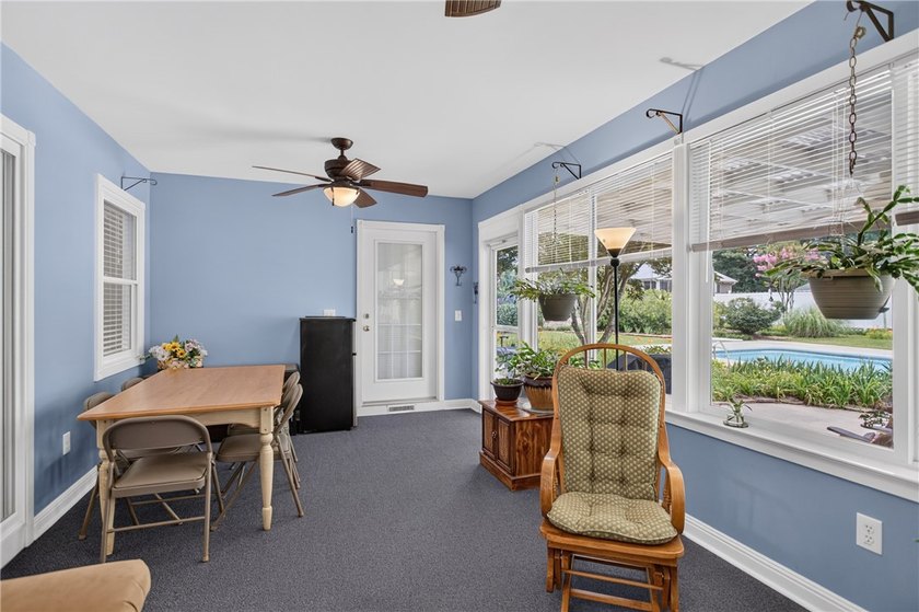 Welcome to this beautifully maintained 4-bedroom, 3.5-bath home - photo 13