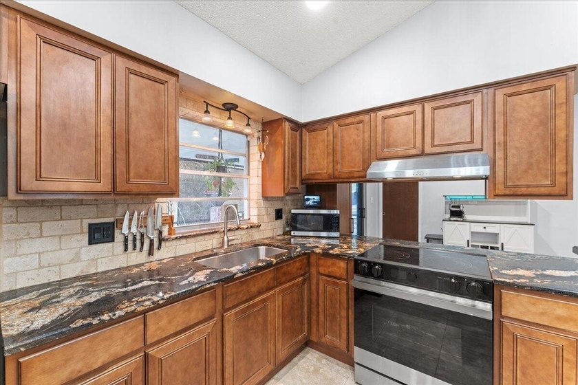 Welcome to 2350 Fallon Blvd, where elevated island living meets - photo 15
