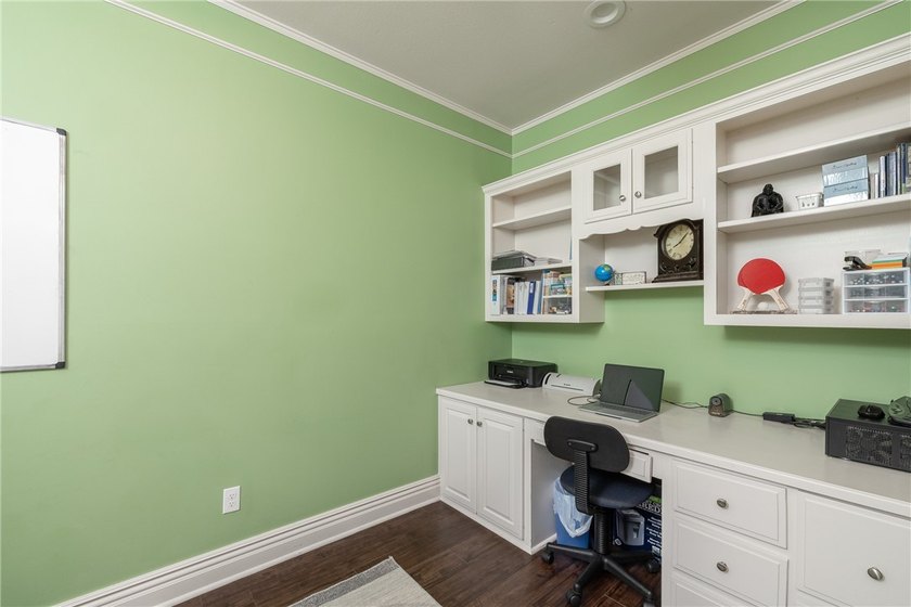 Welcome to 414 Oak Manor Circle, Springdale, AR 72764! This - photo 18
