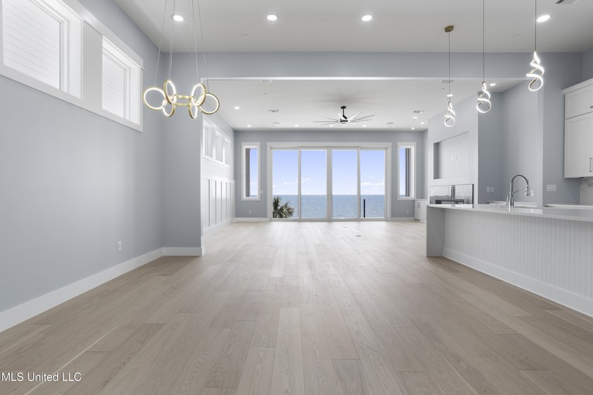 Introducing the First Sand Beach Homes in Biloxi, offering a - photo 20
