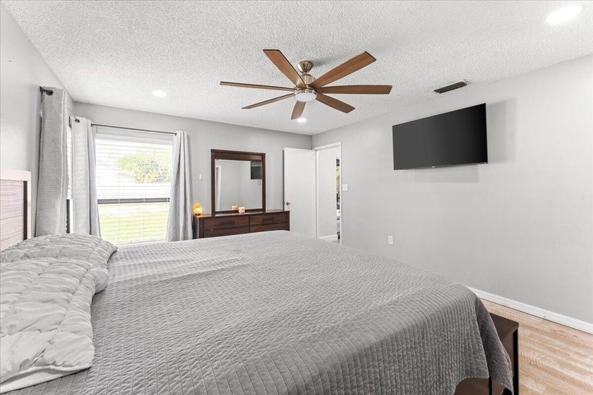 Welcome to 2350 Fallon Blvd, where elevated island living meets - photo 23
