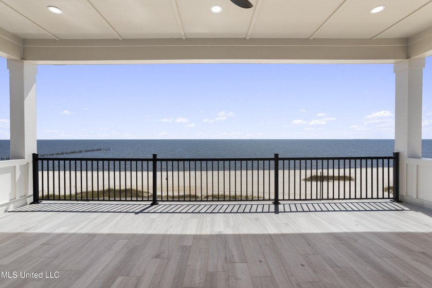 Introducing the First Sand Beach Homes in Biloxi, offering a - photo 37