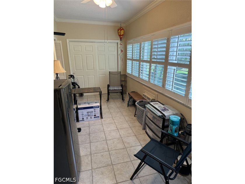 This is a wonderful 2 bedroom plus sunroom/den, 2 bath with - photo 22