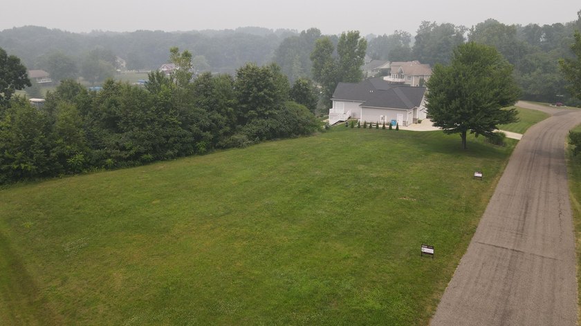 Build your dream lake home on this exceptional buildable lot - photo 2