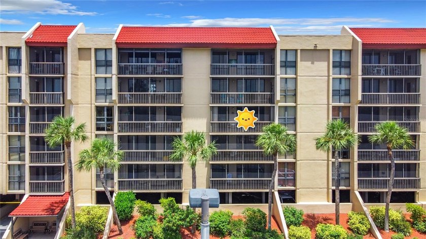 Currently the best-priced condo in Promenades East! This fully - photo 2