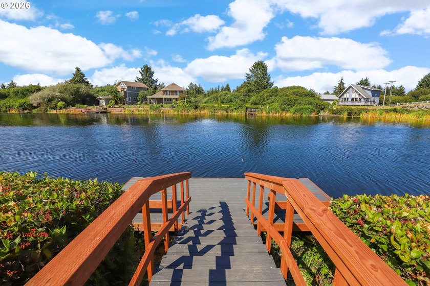 Don't miss this rare chance to own a remarkable penthouse - photo 23