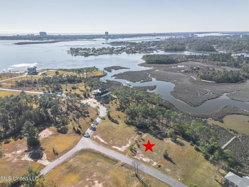 What a deal this is for a waterfront lot in Ascot Point with - photo 7