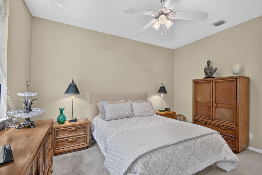 Welcome to your lakefront paradise in highly sought-after - photo 36