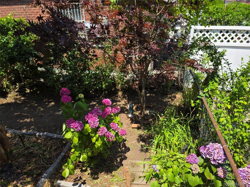 This beautifully maintained 2-family home in the desirable - photo 21
