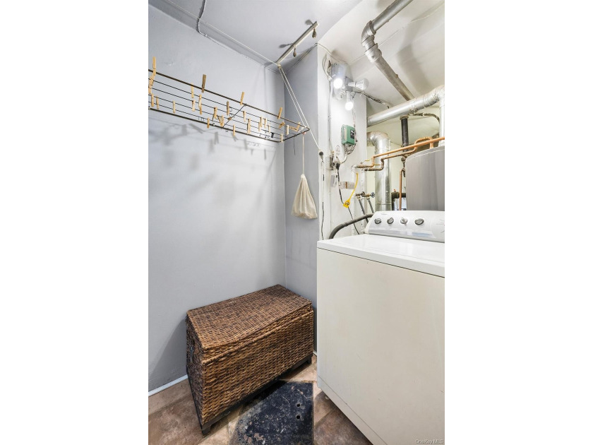 This beautifully maintained 2-family home in the desirable - photo 22