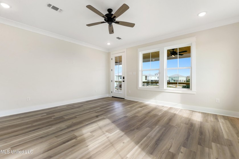 NEW HOME!!!!!! Gorgeous 3 bed 2 bath home in the highly sought - photo 6