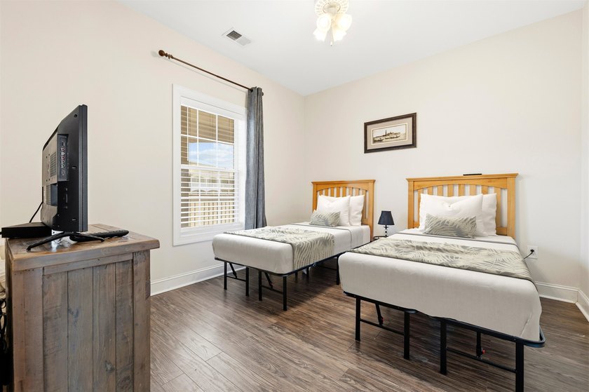 Turnkey 2-bedroom, 2-bath condo in Magnolia North at Myrtlewood - photo 16