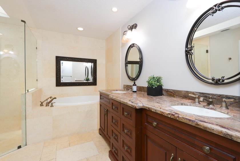Rare Juno Beach Opportunity - Iconic Seaside Location This is - photo 14