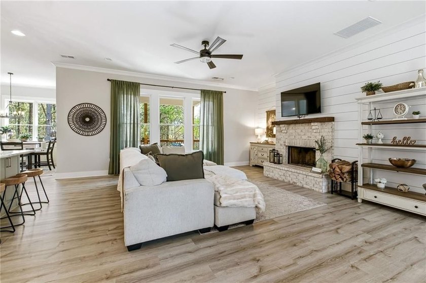 Nestled in the highly sought-after Chestatee Lake &amp; Golf - photo 21
