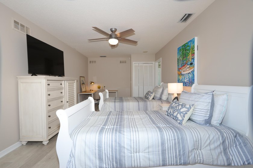Rare Juno Beach Opportunity - Iconic Seaside Location This is - photo 23