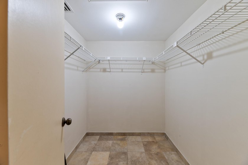 WELCOME TO THIS AMAZING MAINTAINED 2 BR, BATH CONDO IN DESIRABLE - photo 11