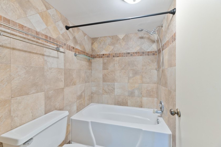 WELCOME TO THIS AMAZING MAINTAINED 2 BR, BATH CONDO IN DESIRABLE - photo 12