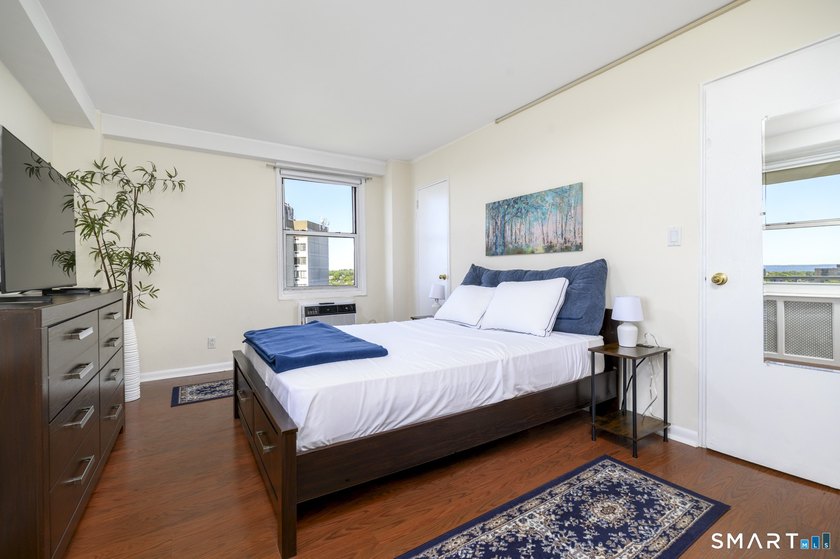 Perched just under the top floor, this stunning 2BR/1BA condo - photo 11
