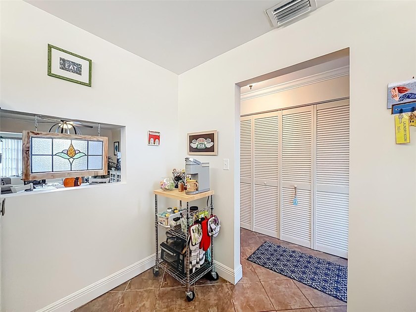 Welcome to Royal Park Gardens, a highly sought-after 55+ - photo 13