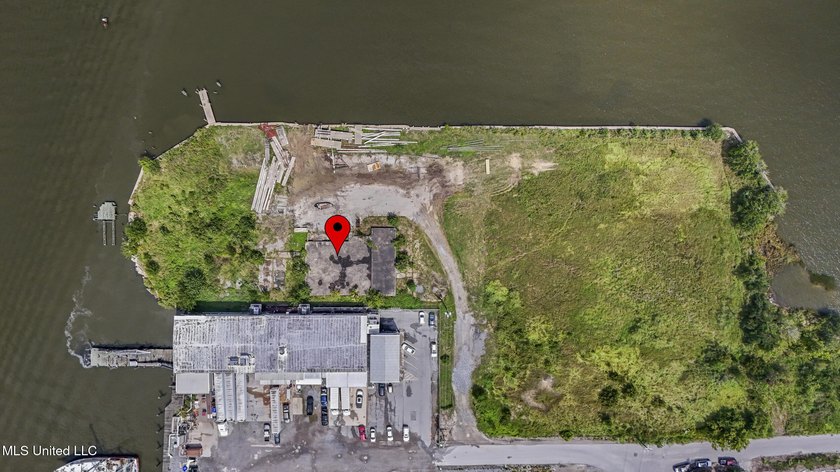 An extraordinary opportunity awaits on the Back Bay of Biloxi, a - photo 14