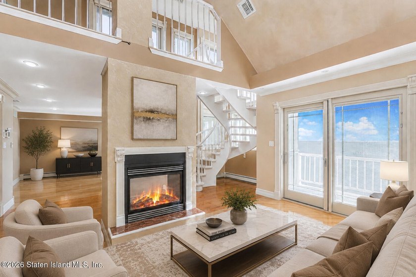 Perched above the water in S.E. Annadale, 133 Ryan Place doesn't - photo 20