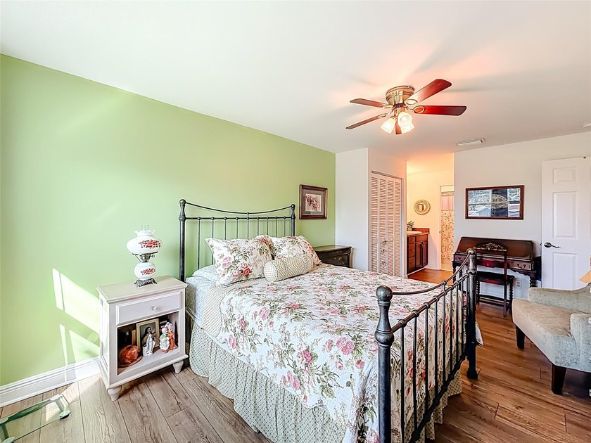 Welcome to Royal Park Gardens, a highly sought-after 55+ - photo 35