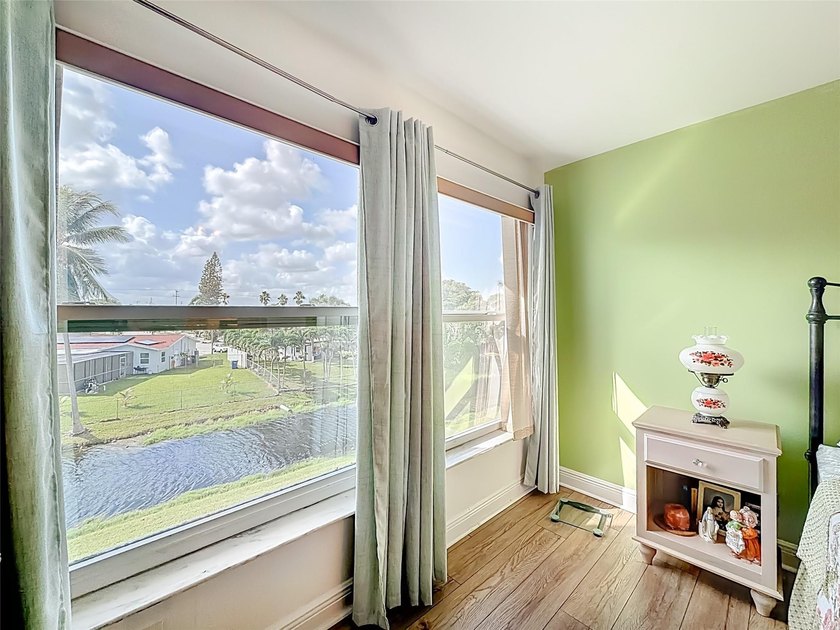 Welcome to Royal Park Gardens, a highly sought-after 55+ - photo 37