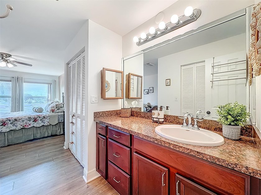 Welcome to Royal Park Gardens, a highly sought-after 55+ - photo 48