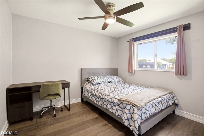 PRICE ADJUSTMENT! Welcome to this beautifully updated 3-bedroom - photo 29