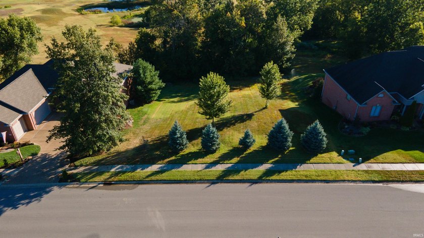 Highly sought-after lot in Eagle Crossing in McCutchanville - photo 9