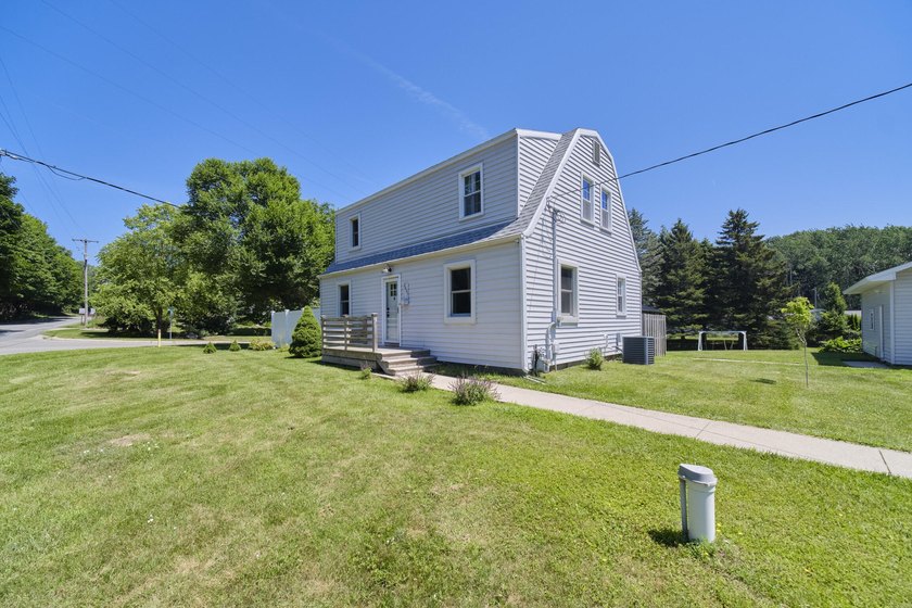 Location, Location, Location! This beautifully updated home is - photo 3