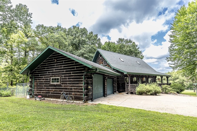 Located on 40 acres in west Central Wisconsin, this property not - photo 33