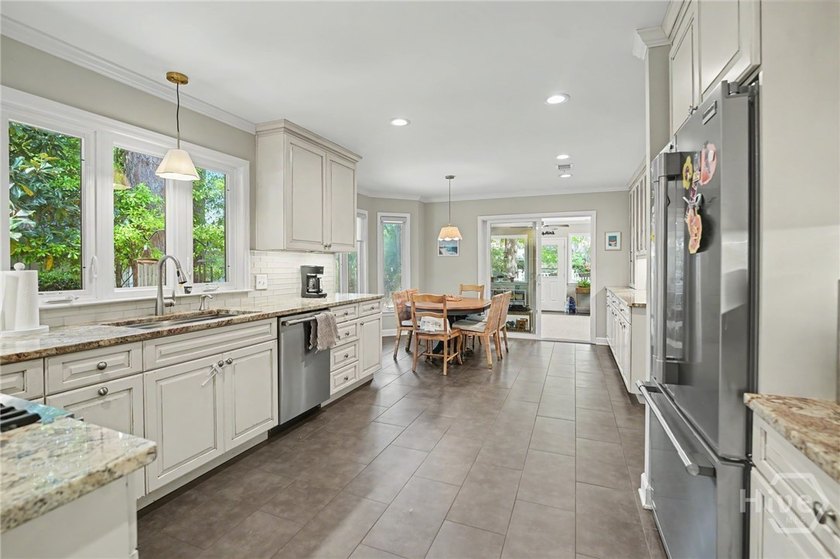 Welcome to 2 Brooks Lane in The Landings, a golf course - photo 24