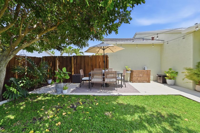 Welcome to 4732 Carthage Circle South, a charming three-bedroom - photo 25